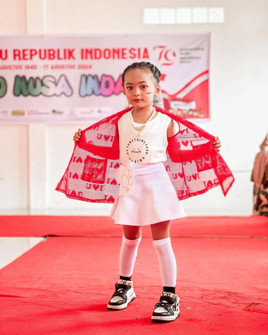 Memukau! Azzahra Putri Wijaya Tampil Menggemaskan di Ajang Bakat Sekolah