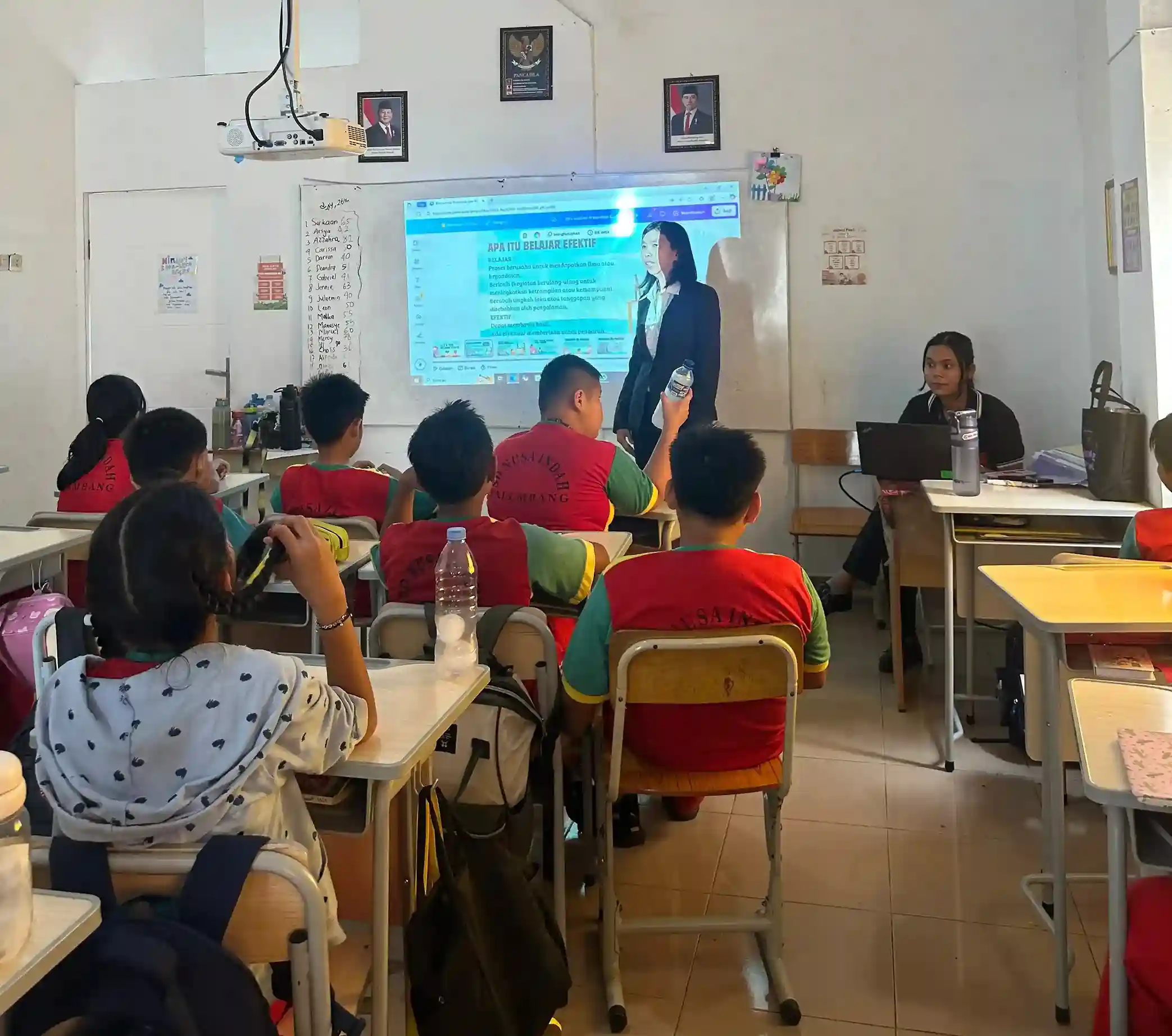 Sinergi Inspiratif: Program Parent as a Teacher di SD Nusa Indah Palembang Hadirkan Perspektif Profesional ke Ruang Kelas